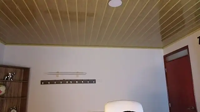 Renaxi Smith online show from March 2026 07:42:02 PM