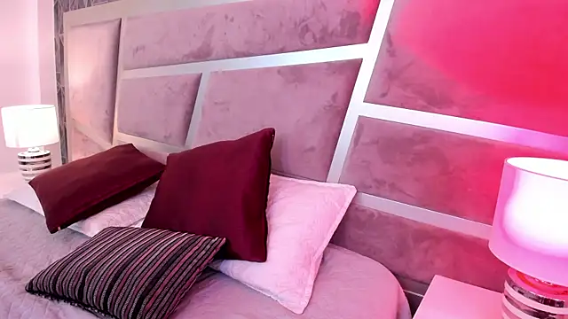 Sara  collins   online show from March 2025 12:15:01 PM