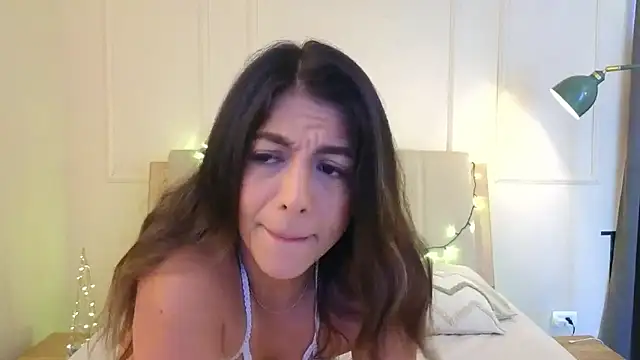 mr danni online show from November 2025 05:07:01 PM