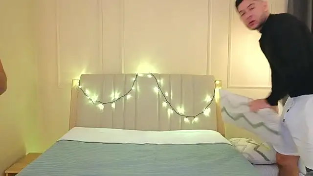 mr danni online show from November 2025 08:52:02 PM