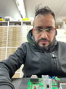 leonardohot1987 online show from January 2025 05:44:01 PM