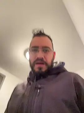 leonardohot1987 online show from January 2025 08:48:01 PM