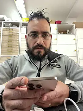 leonardohot1987 online show from February 2025 07:21:01 PM