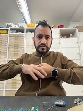 leonardohot1987 online show from February 2026 06:12:02 PM