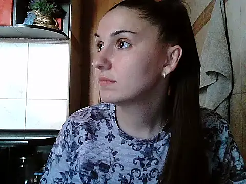 Yuliia30 online show from June 2026 02:12:02 PM