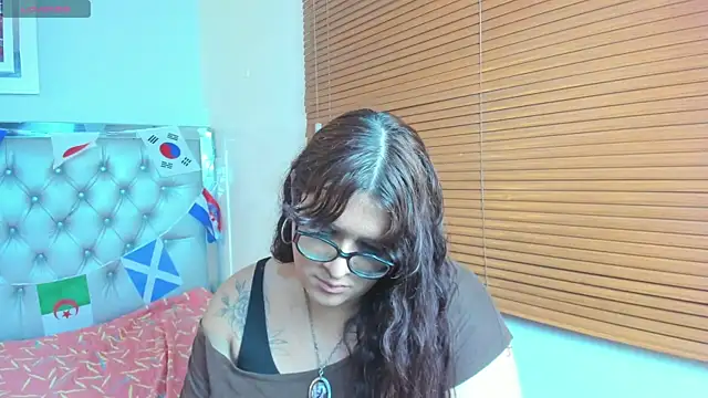 Snapshot of kathepickmanx chatting on June 2026 04:15:02 AM kathepickmanx online show from June 2026 04:15:02 AM