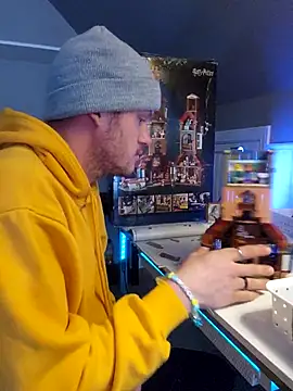 Snapshot of SoxxyNsh chatting on December 2025 05:08:02 PM SoxxyNsh online show from December 2025 05:08:02 PM