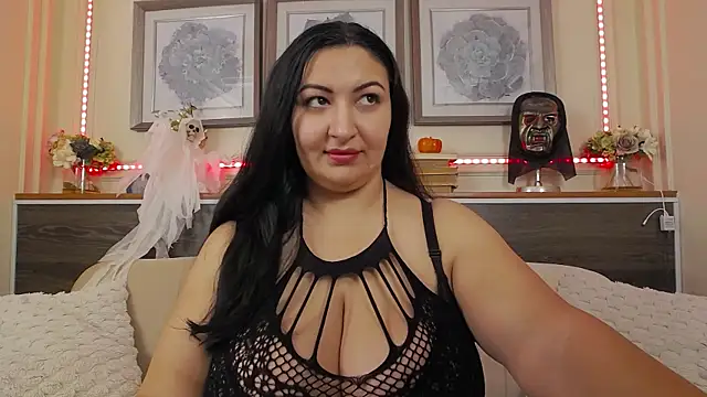 Snapshot of BustyEva_ chatting on October 2025 04:46:01 AM BustyEva online show from October 2025 04:46:01 AM