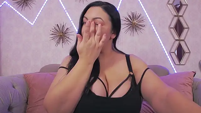 Snapshot of BustyEva_ chatting on January 2026 06:29:01 AM BustyEva online show from January 2026 06:29:01 AM