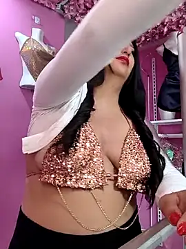 Melyy Edii online show from February 2026 07:17:02 PM