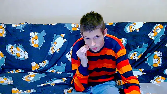 Lester Broo online show from December 2025 07:32:01 PM