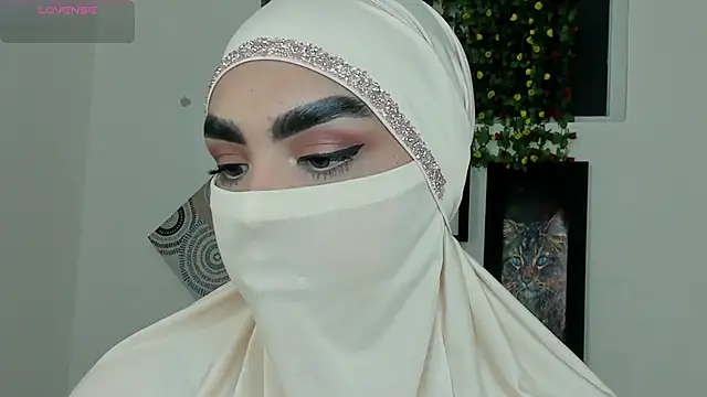 Maissa Alabi online show from November 2025 06:40:02 PM