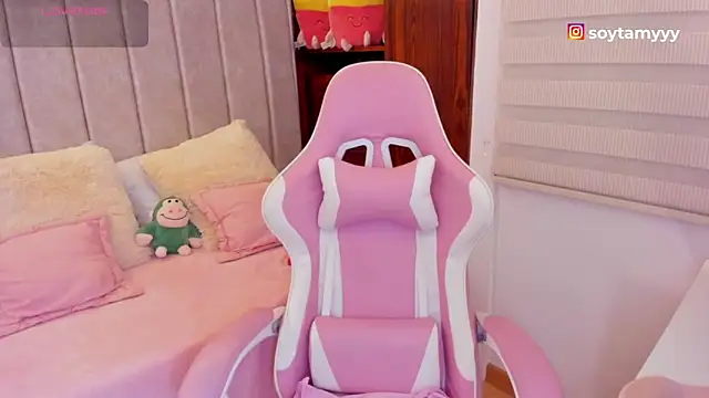 tamy xoo online show from September 2025 07:04:02 PM