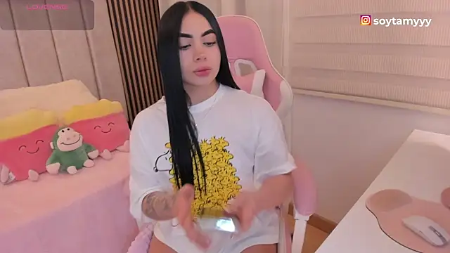 tamy xoo online show from October 2025 05:56:01 PM