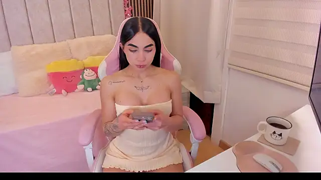 tamy xoo online show from June 2026 06:42:01 PM