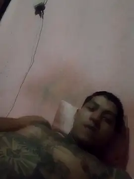 Snapshot of Briangalleta chatting on November 2025 01:22:01 PM Briangalleta online show from November 2025 01:22:01 PM