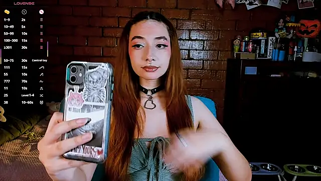 Annycolin  online show from March 2026 09:40:02 PM