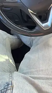 Snapshot of DutchPublic chatting on January 2025 01:48:01 PM DutchPublic online show from January 2025 01:48:01 PM