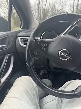 Snapshot of DutchPublic chatting on January 2025 02:43:01 PM DutchPublic online show from January 2025 02:43:01 PM