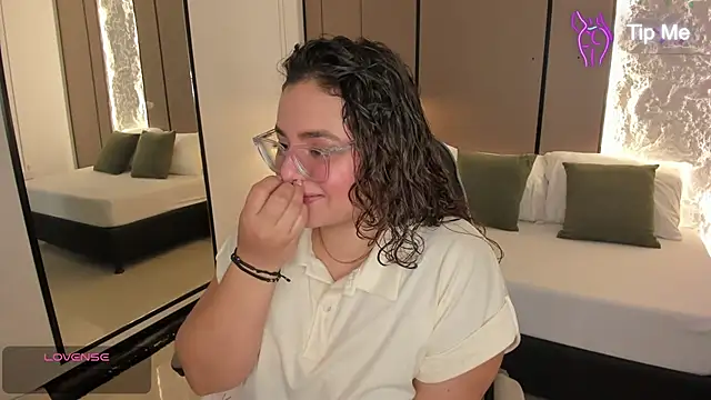 lilly ass  online show from July 2026 12:43:01 PM