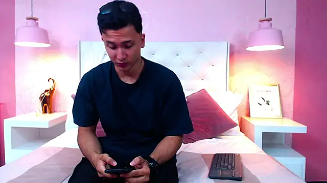 BrandonColee online show from January 2025 12:26:01 PM