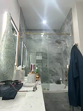 carlospingalinda online show from March 2025 09:20:01 PM