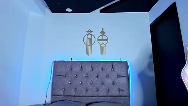 BrigitteRoy  online show from February 2025 07:04:02 PM