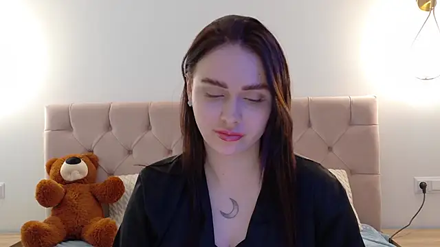 Snapshot of Lilliana_Moon chatting on March 2025 10:03:02 AM Lilliana Moon online show from March 2025 10:03:02 AM