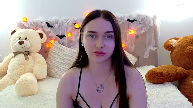 Snapshot of Lilliana_Moon chatting on October 2025 07:07:02 AM Lilliana Moon online show from October 2025 07:07:02 AM