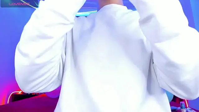 Ethan Boyy online show from March 2026 09:14:01 PM