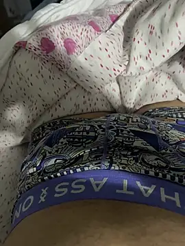 Snapshot of zoltard_1911 chatting on January 2025 01:27:01 AM zoltard 1911 online show from January 2025 01:27:01 AM