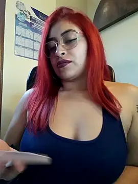 Snapshot of AnonymousGirl chatting on November 2025 09:24:02 PM AnonymousGirl online show from November 2025 09:24:02 PM