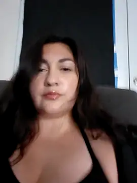 ThatMelly online show from July 2026 04:32:01 AM