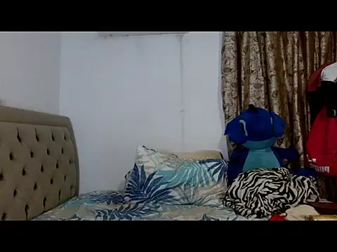 sweethoneytsx online show from February 2026 11:36:01 PM