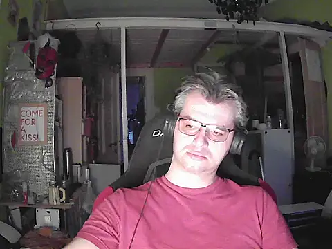 Snapshot of stary-w-kalesonach chatting on September 2025 04:12:02 AM stary-w-kalesonach online show from September 2025 04:12:02 AM