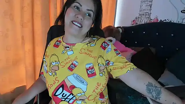 Snapshot of thamara226 chatting on December 2025 02:23:02 PM thamara226 online show from December 2025 02:23:02 PM