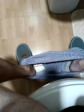 Snapshot of xxxxGuruxxxx chatting on March 2025 01:34:02 AM xxxxGuruxxxx online show from March 2025 01:34:02 AM