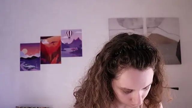 Leya Curly online show from May 2026 09:17:02 AM