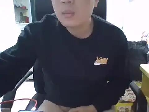 Snapshot of taiwanboybigtop1069 chatting on January 2025 01:31:01 PM taiwanboybigtop1069 online show from January 2025 01:31:01 PM