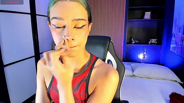 MattThompsonn online show from November 2025 09:20:01 PM