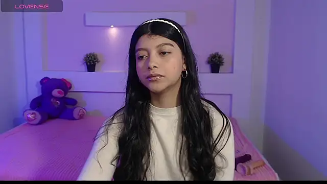 IslaBlaze online show from March 2025 12:23:01 PM