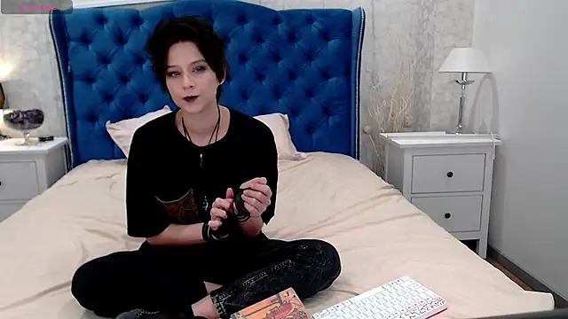 via mayer  online show from October 2025 10:58:02 AM