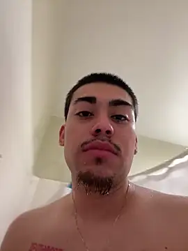 Snapshot of Daddywick chatting on January 2025 05:34:01 PM Daddywick online show from January 2025 05:34:01 PM