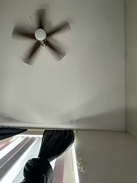 Snapshot of Daddywick chatting on April 2026 11:27:02 PM Daddywick online show from April 2026 11:27:02 PM