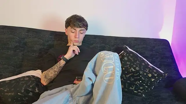 ethan and ava online show from February 2026 02:59:02 AM