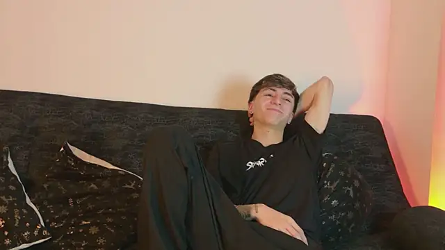 ethan and ava online show from February 2026 02:40:01 AM