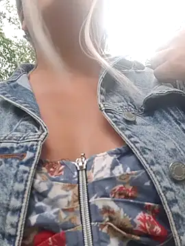 monicavictoria1301 online show from March 2025 10:31:02 PM