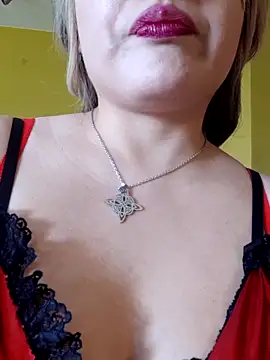 monicavictoria1301 online show from October 2025 08:43:01 PM