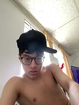 Labylaq online show from January 2025 05:48:01 PM