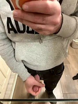 Klaus298 online show from December 2025 07:02:02 AM